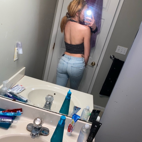 Light wash American Eagle Jeans - Picture 5 of 6